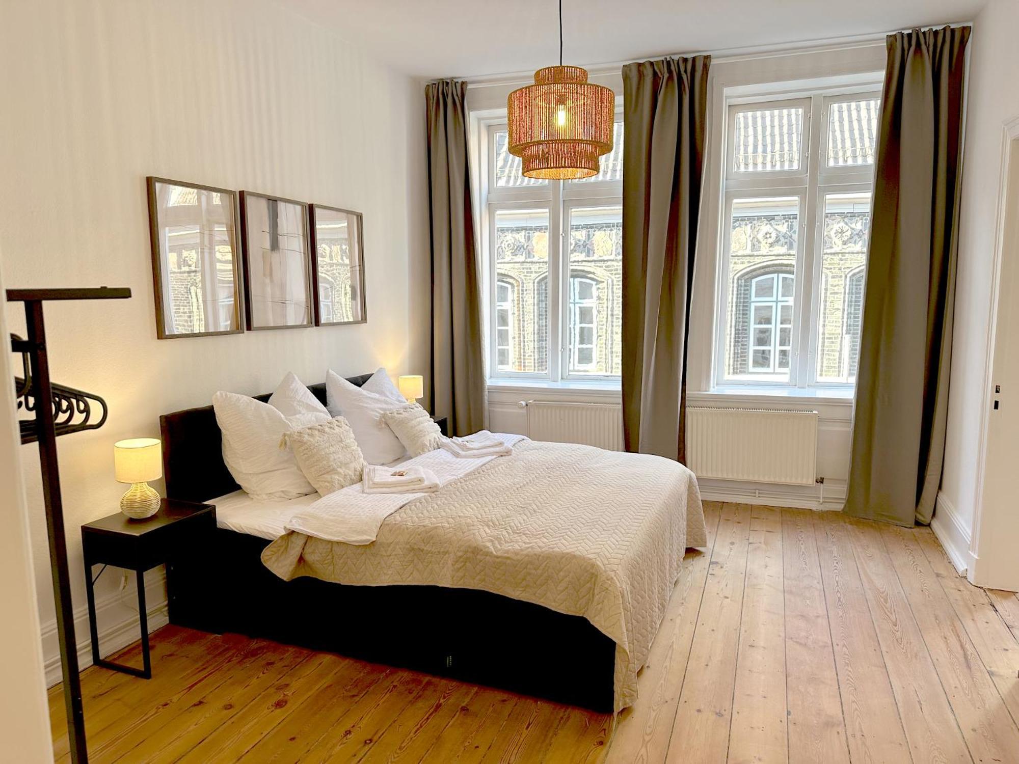Moderne Ambient Direkt In Der Luebecker Altstadt Lubeck